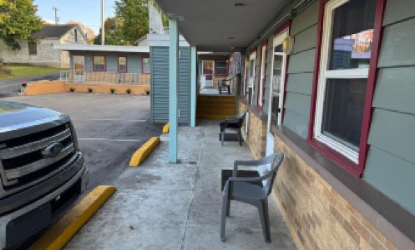 Economy Inn Cadillac MI by Hotel O