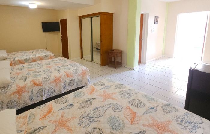 MIDTOWN MOTEL SXM