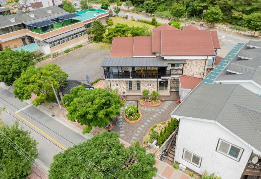 제천 달맞이펜션