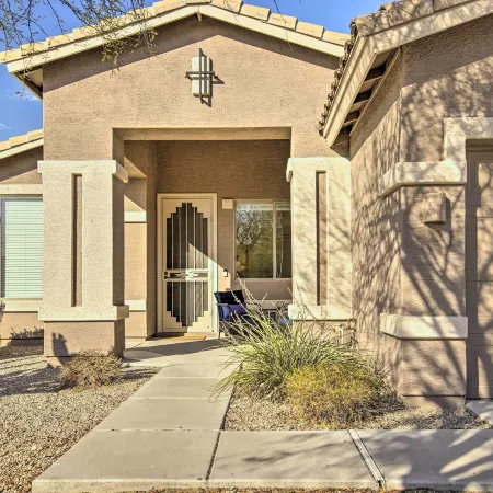 Hike & Golf: Goodyear Retreat w/ Patio + Fire Pit!