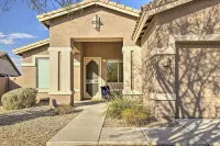Hike & Golf: Goodyear Retreat w/ Patio + Fire Pit! - 3 Sao