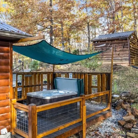Romantic Couple's Mountain Getaway!