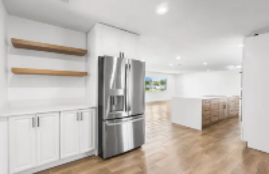 河濱住宅，帶私人碼頭、泳池和海灘 麥格雷戈酒店