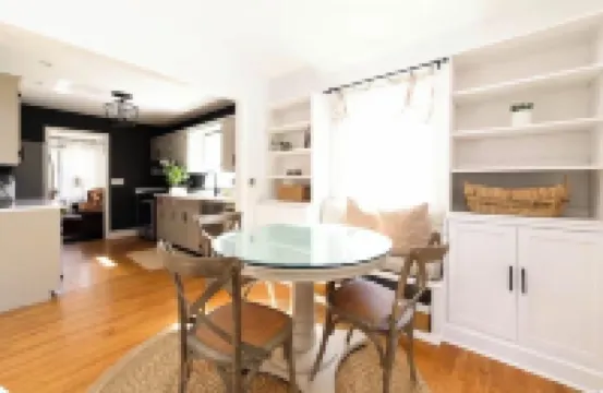 Fabulous 3-bedroom house with AC in charming Elgin