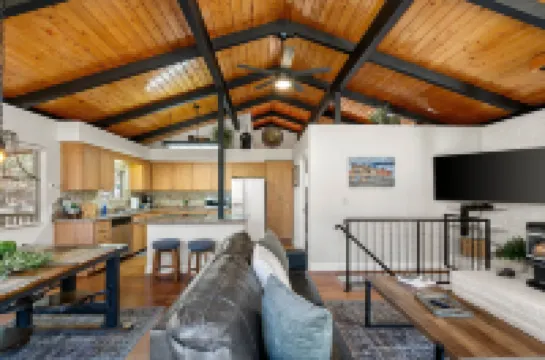 Ponderosa Hideaway 4-br Cabin Mtn View Trails Brbq