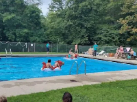 Pittsburgh Roaring Run Rv Resort Hotels in Donegal Township