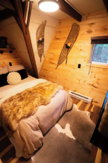 ウォーターフロント A フレーム ウィズ ドック、カヌー + カヤック