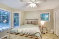 Clemson Game Day Retreat on Lake Hartwell - Homestays