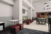 Hampton Inn & Suites McAllen - Breakfast