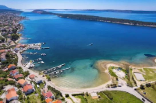 Modern Apartment, 300m From the Beach