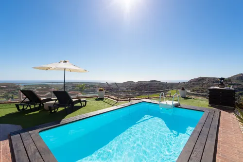 Lavish Villa Near Maspalomas Beach - Villas