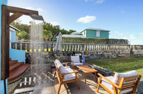 藍水 薩默塞特酒店