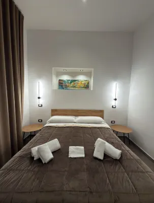 歡迎來到那不勒斯的色彩 - 家庭旅館