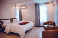 Royal Crown Hotel
