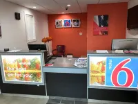 Motel 6 Huntington, WV