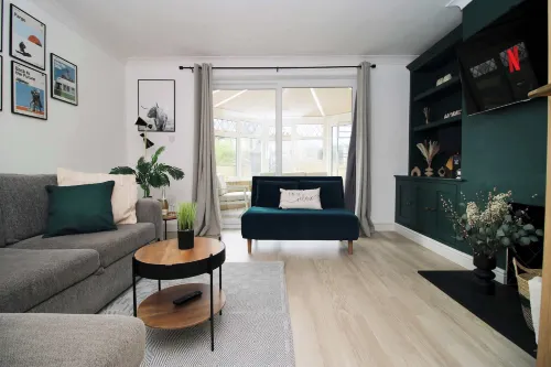 Stylish 3 Bed Home In Bath - Private Parking Wifi - balcony