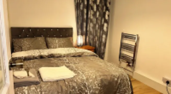 Charming 4-bedroom House Rental in Basildon, UK