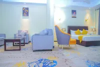 คิจิชิ เกตเวย์ โรงแรม - ที่มีสระว่ายน้ำ