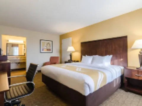 クオリティ イン & スイーツ オガララ オガラーラのホテル