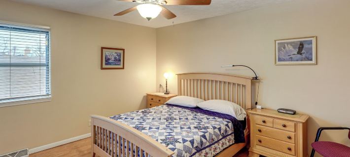 Bring the Family! Suburban Home w/ Yard in Omaha Hotels in Douglas County