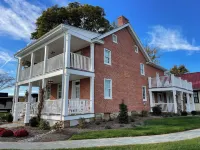 Red Caboose Motel & Restaurant Hotels in 