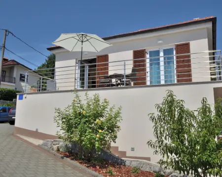 Apartments Golden Hour Hotels in Matulji