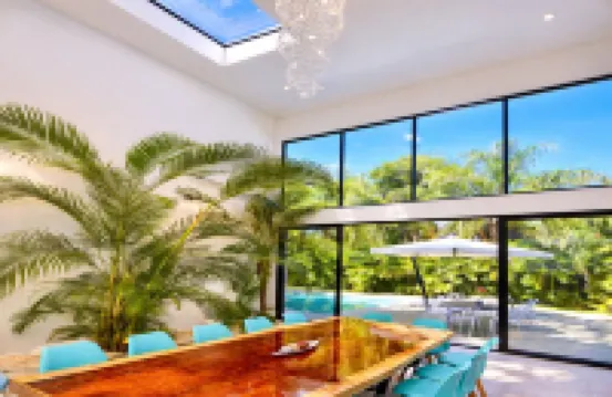 Villa Pearl private pool 5 min walk to the beach 8 min walk to 5th Avenue