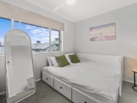 Stylish Townhouse in Ascot With Modern Interiors Hotels in Ascot