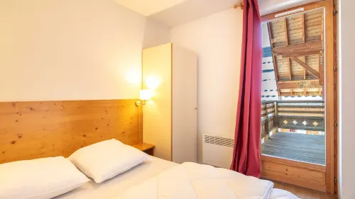 Pet-friendly Family Home With Balcony - Apartments