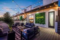 2 Hot Tubs Karaoke Game Room Downtown Nashville
