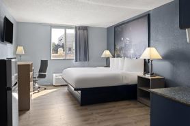 Super 8 by Wyndham Fort Wayne