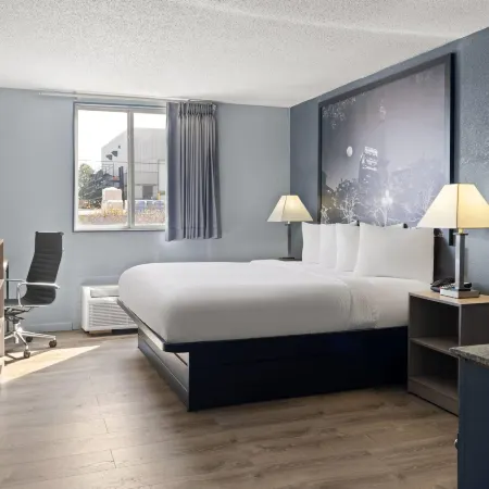 Super 8 by Wyndham Fort Wayne