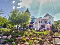 Jecheon Lake View Pension โรงแรมใกล้วัด Jeongbangsa