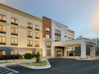 Fairfield by Marriott Inn & Suites Lagrange Hotels in La Grange