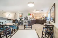 Lake Mead Inn