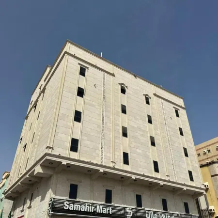 Fursan Al Arab Serviced Apartments By Charm Hotel Отели рядом с достопримечательностью «Банкетный зал Riemann»