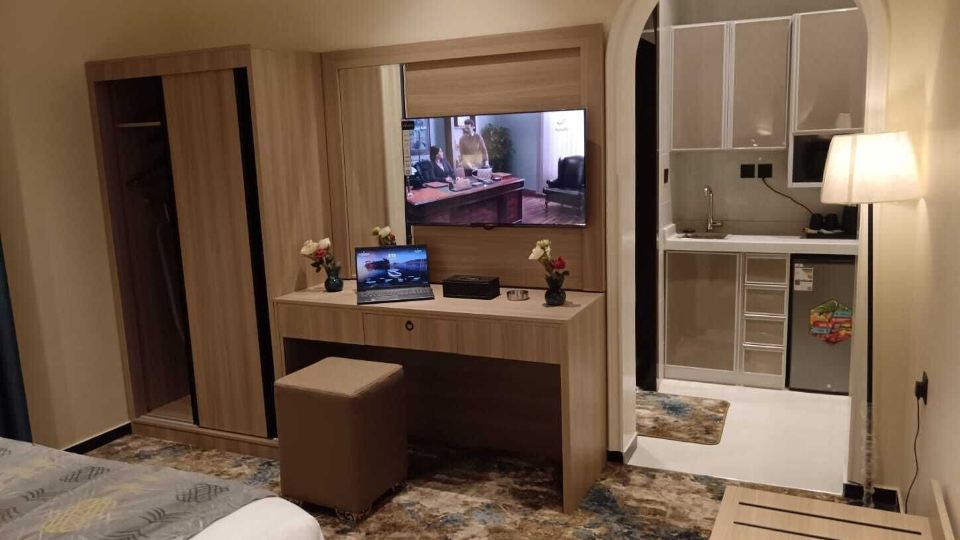 Fursan Al Arab Serviced Apartments By Charm Hotel