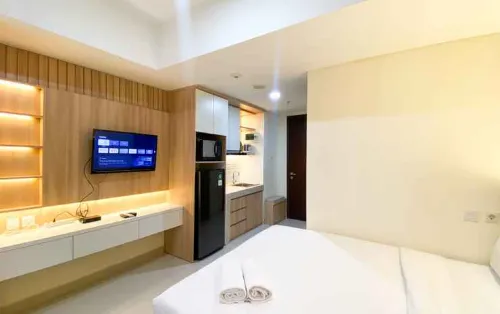 Simply Look Studio at 53th Floor Pollux Chadstone Apartment by Travelio