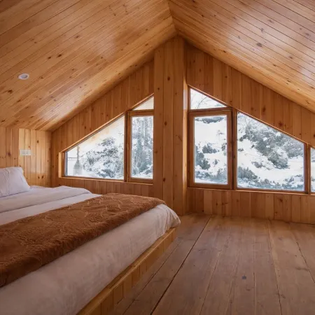 Crystal Mountain Jibhi