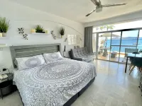 Incredible Ocean Front Condo with Amazing Views at Condomios Playasol Las Hadas