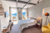 Seven Boutique Hotel