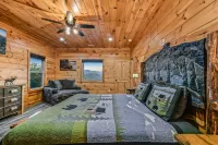Lazy Bear Lodge 5 Bedroom Cabin by RedAwning