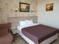 Celentano Mini-Hotel - Homestays