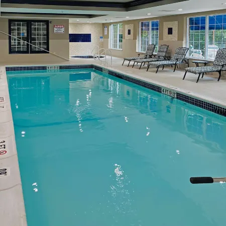 Comfort Inn & Suites Sturbridge-Brimfield