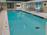 Comfort Inn & Suites Sturbridge-Brimfield - Pools