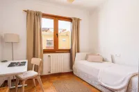 Spacious 4BR Townhouse - Rooftop Terrace - 3-Star