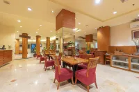 Hotel Bisanta Bidakara Tunjungan - breakfast