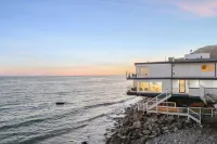Beach Retreat With Oceanfront Balconies + Direct Beach Access Pacific Coast Outlook by Avantstay - 3-Star