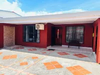 Private residential home for 8 with private pool; 5 min walk to Jacó Beach.