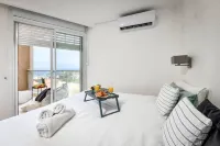Modern Gem with Stunning Balcony by Sea N Rent - 4 stjerner
